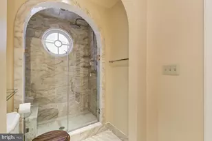 2425 California St NW, Washington, DC 20008 - Photo 40