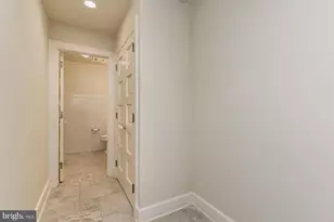 2425 California St NW, Washington, DC 20008 - Photo 68