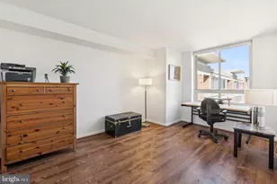 355 I Street SW, Washington, DC 20024 - Photo 16