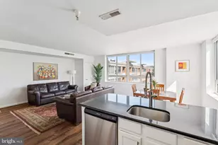 355 I Street SW, Washington, DC 20024 - Photo 10