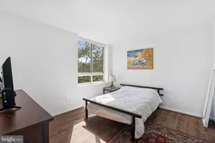 355 I Street SW, Washington, DC 20024 - Photo 14