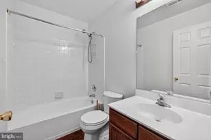 1827 Frederick Douglass Pl SE, Washington, DC 20020 - Photo 18