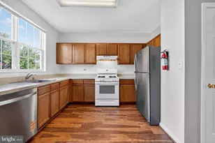 1827 Frederick Douglass Pl SE, Washington, DC 20020 - Photo 10