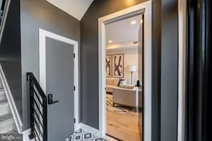 1215 Holbrook Terrace NE, Washington, DC 20002 - Photo 4