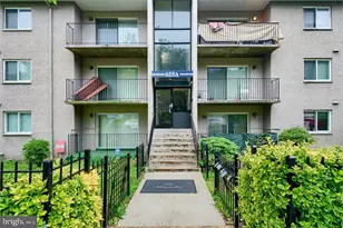 625A Chesapeake St SE, Washington, DC 20032 - Photo 2