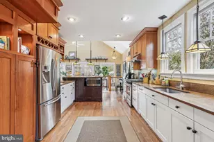 4612 Asbury Pl NW, Washington, DC 20016 - Photo 12