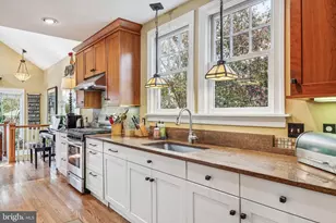 4612 Asbury Pl NW, Washington, DC 20016 - Photo 14