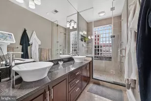 1731 Riggs Pl NW, Washington, DC 20009 - Photo 2