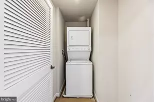 1390 Kenyon Street NW, Washington, DC 20010 - Photo 16