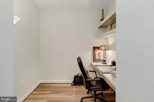 1111 25th St NW, Washington, DC 20037 - Photo 18