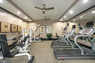 1111 25th St NW, Washington, DC 20037 - Photo 32