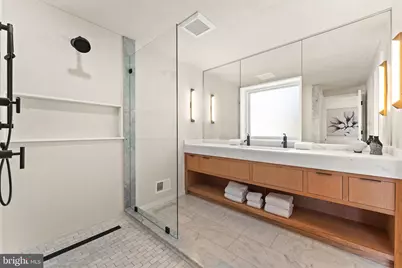 21 Overbeck Alley NE, Washington, DC 20002 - Photo 36