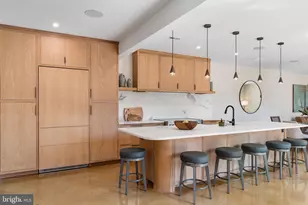 21 Overbeck Aly NE, Washington, DC 20002 - Photo 6