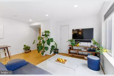 1439 Chapin Street NW #303, Washington, DC 20009 - Photo 4