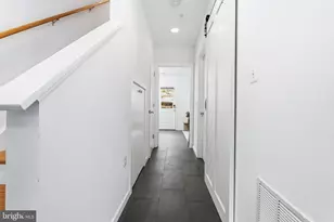 353 L St SE, Washington, DC 20003 - Photo 4