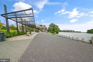 3325 M St NW, Washington, DC 20007 - Photo 28