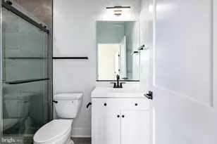 3325 M St NW, Washington, DC 20007 - Photo 18