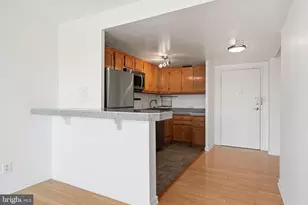 2829 Connecticut Ave NW, Washington, DC 20008 - Photo 4