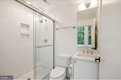 2869 28th NW #4, Washington, DC 20008 - Photo 8
