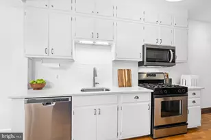 1820 Kenyon St NW, Washington, DC 20010 - Photo 10