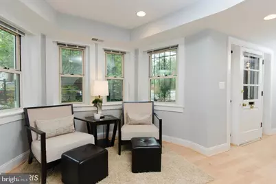 165 D Street SE #1, Washington, DC 20003 - Photo 4