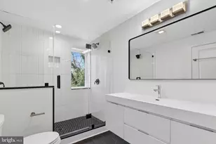 1328 Maryland Ave NE, Washington, DC 20002 - Photo 24