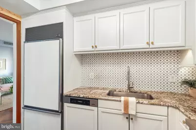 1155 23rd Street NW #8H, Washington, DC 20037 - Photo 6