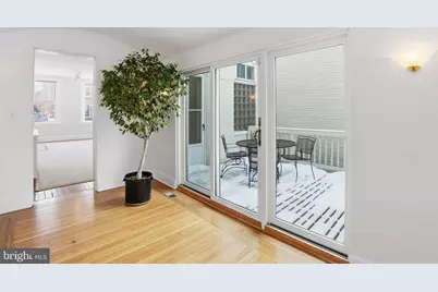 1635 35th Street NW, Washington, DC 20007 - Photo 8