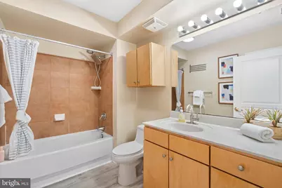 631 D Street NW #1136, Washington, DC 20004 - Photo 16