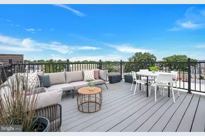 16 17th Street NE #312, Washington, DC 20002 - Photo 2