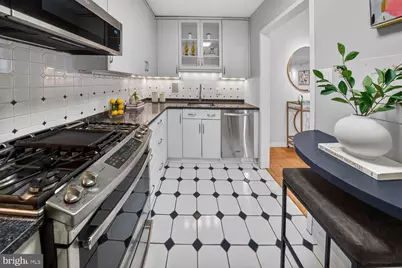 3001 Veazey Terrace NW #612, Washington, DC 20008 - Photo 12