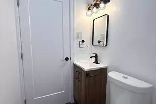 1113 Holbrook Terrace NE, Washington, DC 20002 - Photo 14