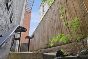1852 3rd St NW, Washington, DC 20001 - Photo 22