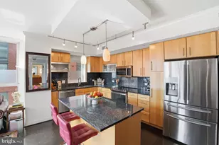 1025 1st St SE, Washington, DC 20003 - Photo 4