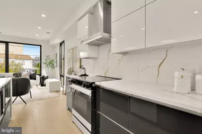 1810 Central Place NE #2, Washington, DC 20002 - Photo 12