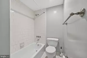 2007 Kalorama Rd NW, Washington, DC 20009 - Photo 16