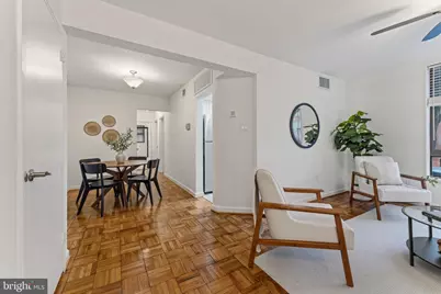 3825 Davis Place NW #102, Washington, DC 20007 - Photo 4