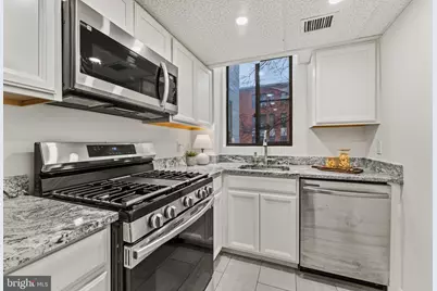 3825 Davis Place NW #102, Washington, DC 20007 - Photo 2