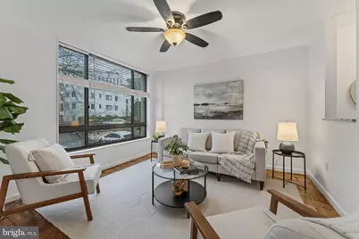 3825 Davis Place NW #102, Washington, DC 20007 - Photo 2