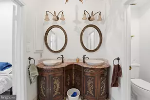 2211 Washington Cir NW, Washington, DC 20037 - Photo 34