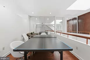 2211 Washington Cir NW, Washington, DC 20037 - Photo 20