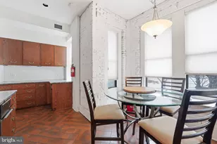 2211 Washington Cir NW, Washington, DC 20037 - Photo 16