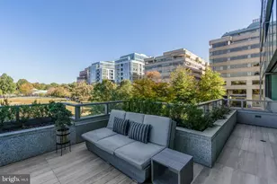 2501 M St NW, Washington, DC 20037 - Photo 50