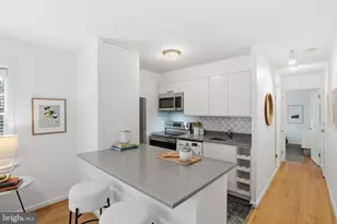 1833 Biltmore St NW, Washington, DC 20009 - Photo 10