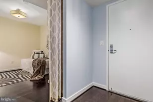 1025 1st St SE, Washington, DC 20003 - Photo 2