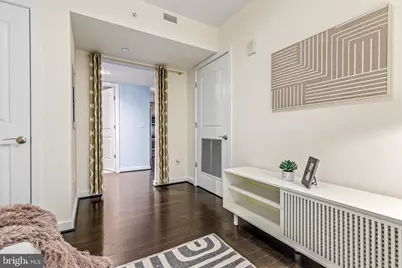 1025 1st Street SE #611, Washington, DC 20003 - Photo 4