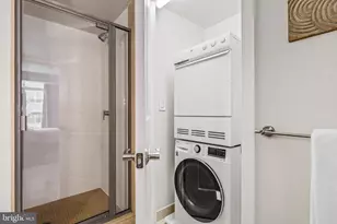 1025 1st St SE, Washington, DC 20003 - Photo 26