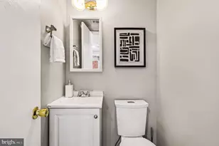 2402 24th St SE, Washington, DC 20020 - Photo 14