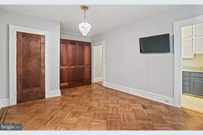 2039 New Hampshire Avenue NW #307, Washington, DC 20009 - Photo 18