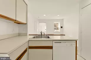 1905 17th St NW, Washington, DC 20009 - Photo 18